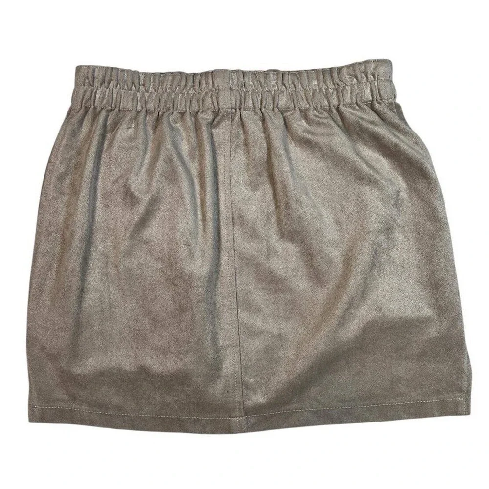 BCBGMAXAZRIA Faux Suede Mini Skirt Button Front Pockets Beige XXS‎ Nwot ($138)